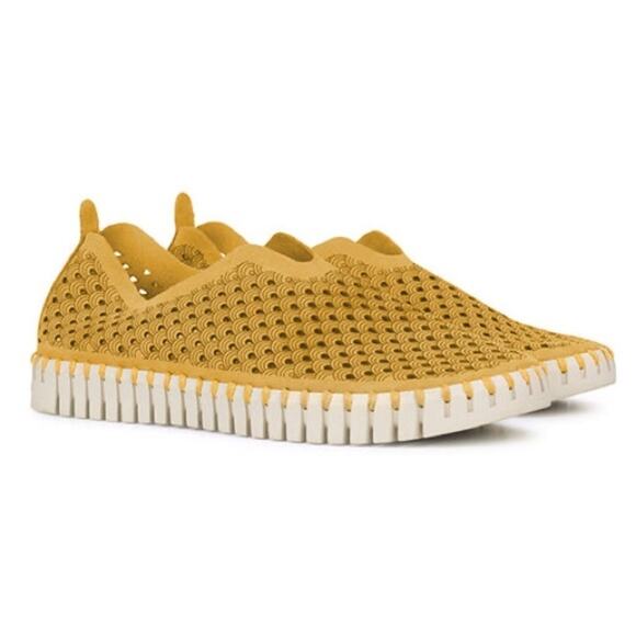 ILSE JACOBSEN | Yellow Perforated Leather Flats Shoes | Size 41 (US 10–10.5) - Picture 1 of 9